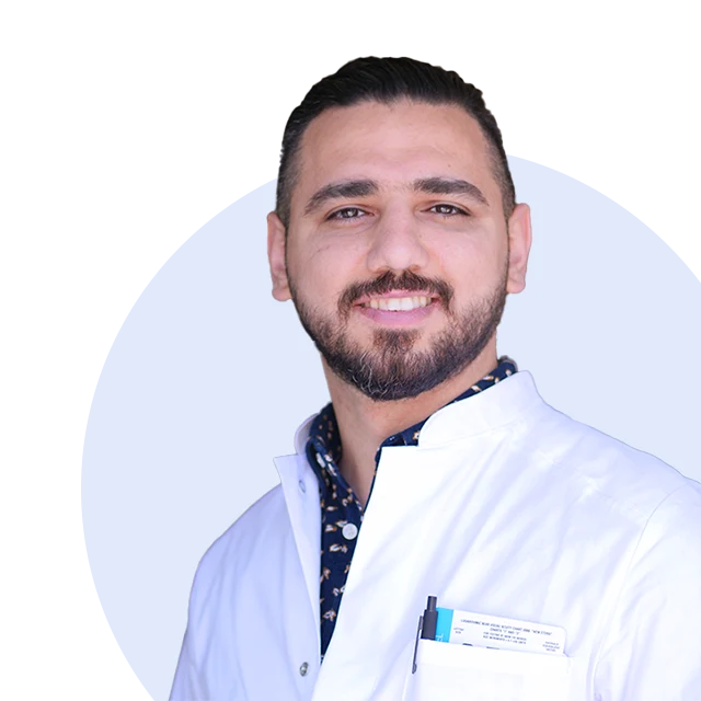Yousuf Seijari erfahrener Augenchirurg für Augen lasern bei Lasermed Augen lasern.