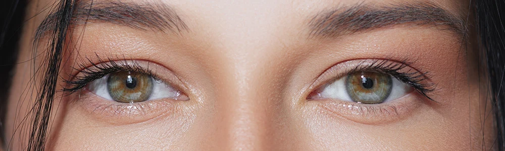 beide Augen gleichzeitig lasern