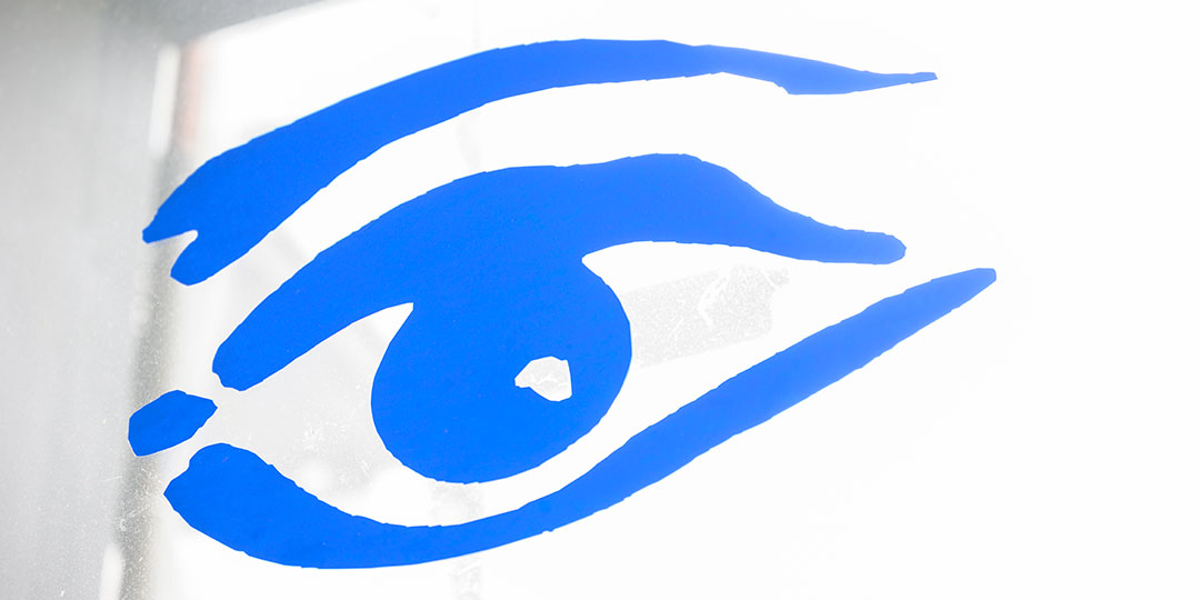 Lasermed-Logo vom neuen Augenlaser-Zentrum in den Spandau Arcaden