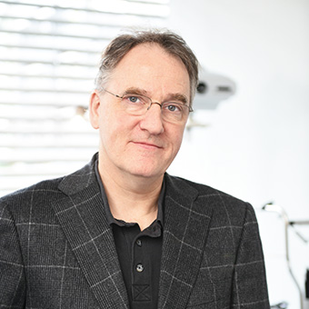 Dr. med. Thomas Pahlitzsch, Facharzt Augenheilkunde, Augenchirurgie und Chefarzt bei Lasermed