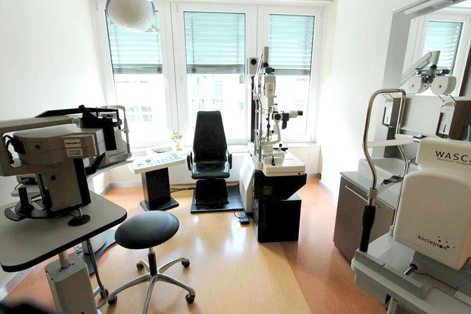 Behandlungszimmer Lasermed Hamburg Estetica Clinic