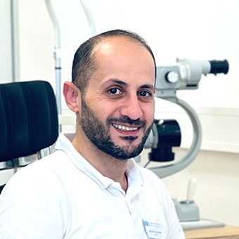Nasser Abou Agwa, Facharzt der Augenheilkunde und operative Behandlungen bei Lasermed